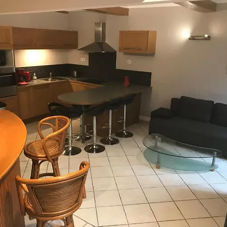Liberte Apartman *